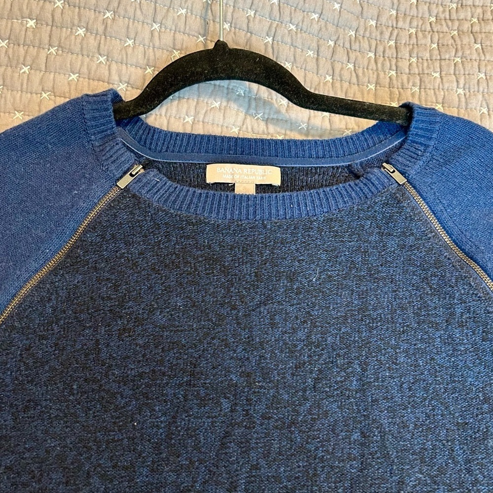 Banana Republic Women’s Merino Wool Blend Sweater w/ Zippers Size M Navy - Picture 3 of 7